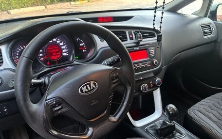 KIA cee'd III, 2013 год, 880 000 рублей, 13 фотография