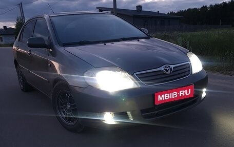 Toyota Corolla, 2004 год, 520 000 рублей, 1 фотография