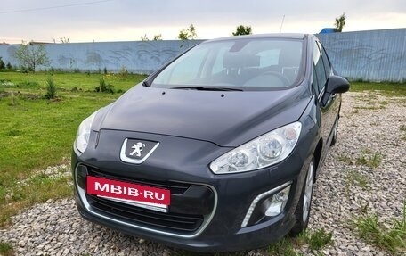 Peugeot 308 II, 2011 год, 590 000 рублей, 17 фотография