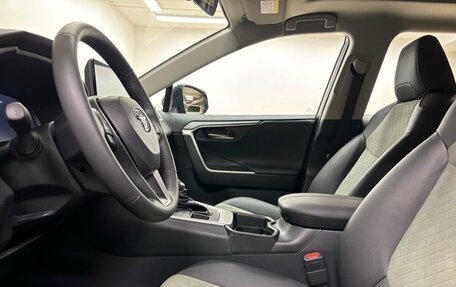 Toyota RAV4, 2025 год, 4 250 000 рублей, 11 фотография