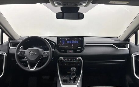 Toyota RAV4, 2025 год, 4 250 000 рублей, 17 фотография