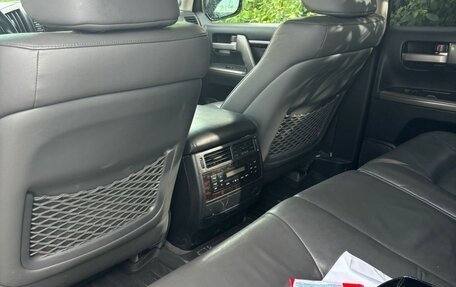 Toyota Land Cruiser 200, 2009 год, 2 400 000 рублей, 4 фотография