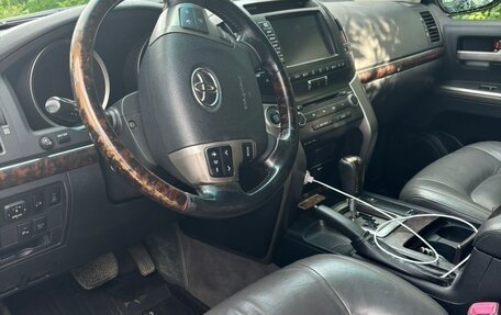 Toyota Land Cruiser 200, 2009 год, 2 400 000 рублей, 7 фотография