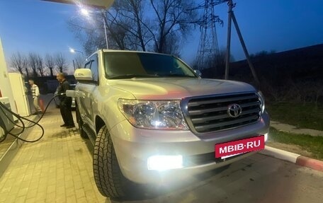 Toyota Land Cruiser 200, 2009 год, 2 400 000 рублей, 31 фотография