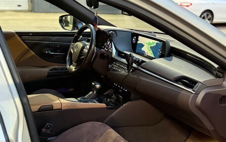Lexus ES VII, 2020 год, 3 700 000 рублей, 14 фотография