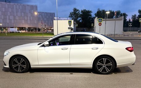 Mercedes-Benz E-Класс, 2021 год, 3 900 000 рублей, 7 фотография