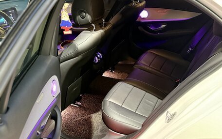 Mercedes-Benz E-Класс, 2021 год, 3 900 000 рублей, 9 фотография