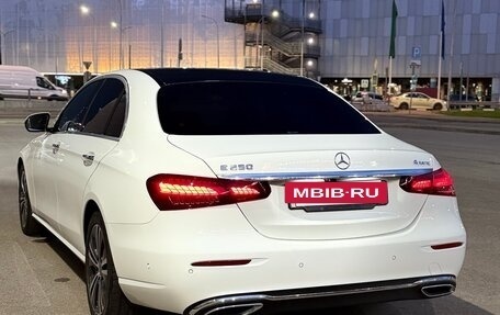 Mercedes-Benz E-Класс, 2021 год, 3 900 000 рублей, 6 фотография