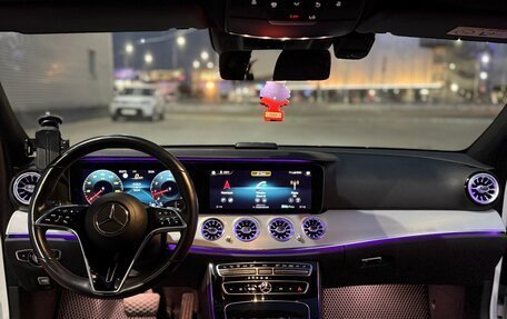 Mercedes-Benz E-Класс, 2021 год, 3 900 000 рублей, 14 фотография