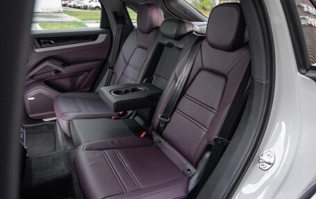 Porsche Cayenne III, 2024 год, 21 092 300 рублей, 4 фотография