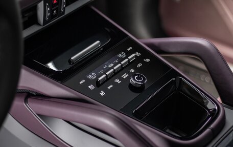 Porsche Cayenne III, 2024 год, 21 092 300 рублей, 24 фотография