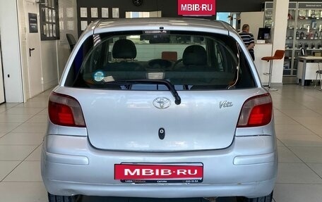 Toyota Vitz, 2000 год, 280 000 рублей, 6 фотография