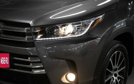 Toyota Highlander III, 2018 год, 4 498 000 рублей, 26 фотография