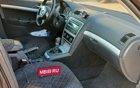 Skoda Octavia, 2011 год, 970 000 рублей, 9 фотография