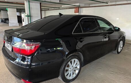 Toyota Camry, 2017 год, 1 950 000 рублей, 5 фотография