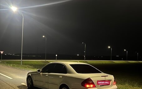 Mercedes-Benz E-Класс, 2003 год, 500 000 рублей, 4 фотография