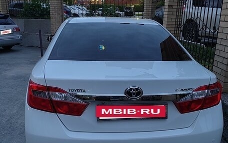 Toyota Camry, 2013 год, 1 790 000 рублей, 6 фотография