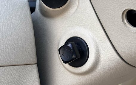 Nissan Patrol, 2011 год, 2 100 000 рублей, 12 фотография