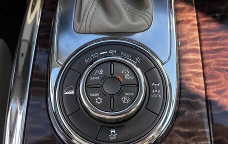 Nissan Patrol, 2011 год, 2 100 000 рублей, 28 фотография