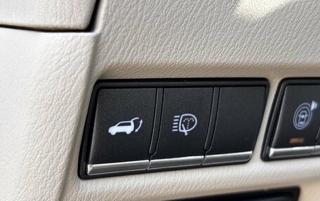 Nissan Patrol, 2011 год, 2 100 000 рублей, 27 фотография