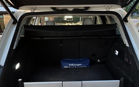 Volkswagen Touareg III, 2011 год, 2 250 000 рублей, 13 фотография