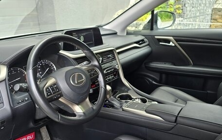 Lexus RX IV рестайлинг, 2022 год, 6 800 000 рублей, 10 фотография
