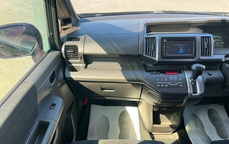 Honda Stepwgn IV, 2010 год, 1 299 000 рублей, 19 фотография