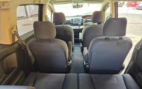 Honda Freed I, 2009 год, 999 999 рублей, 20 фотография