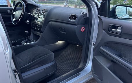 Ford Focus II рестайлинг, 2005 год, 450 000 рублей, 20 фотография