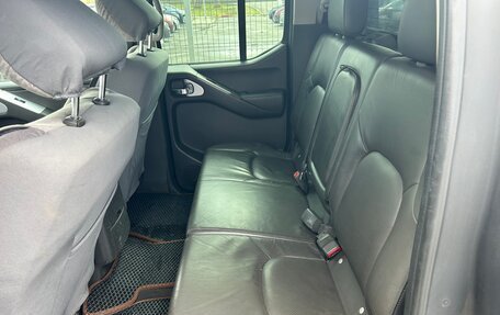 Nissan Navara (Frontier), 2007 год, 800 000 рублей, 9 фотография