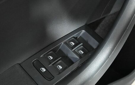 Volkswagen Polo VI (EU Market), 2021 год, 1 875 000 рублей, 14 фотография