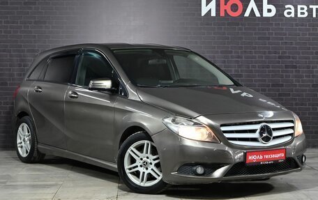 Mercedes-Benz B-Класс, 2012 год, 1 090 000 рублей, 3 фотография