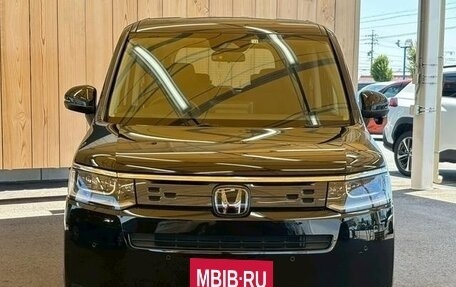 Honda Stepwgn, 2022 год, 2 301 000 рублей, 2 фотография