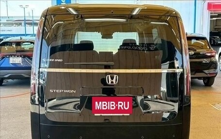 Honda Stepwgn, 2022 год, 2 301 000 рублей, 5 фотография