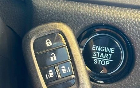 Honda Stepwgn, 2022 год, 2 301 000 рублей, 23 фотография