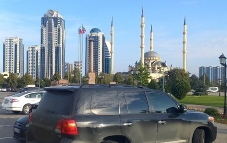 Toyota Land Cruiser 200, 2010 год, 2 850 000 рублей, 3 фотография