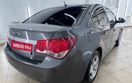 Chevrolet Cruze II, 2011 год, 689 000 рублей, 15 фотография