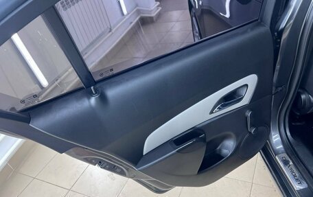 Chevrolet Cruze II, 2011 год, 689 000 рублей, 16 фотография