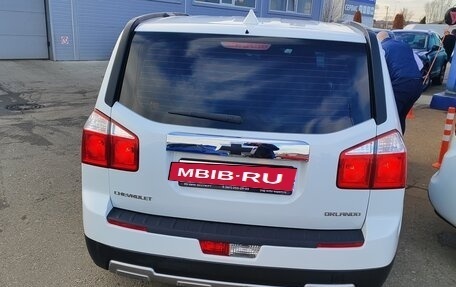 Chevrolet Orlando I, 2013 год, 1 400 000 рублей, 2 фотография