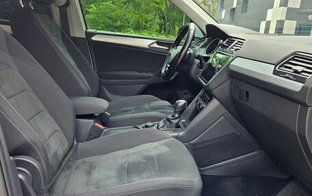 Volkswagen Tiguan II, 2017 год, 2 790 000 рублей, 12 фотография