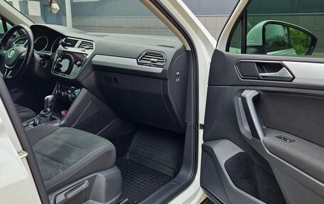 Volkswagen Tiguan II, 2017 год, 2 790 000 рублей, 11 фотография