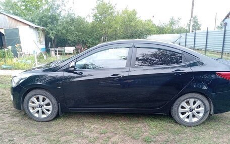 Hyundai Solaris II рестайлинг, 2016 год, 880 000 рублей, 3 фотография