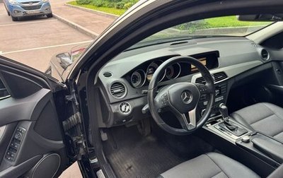 Mercedes-Benz C-Класс, 2012 год, 1 750 000 рублей, 1 фотография