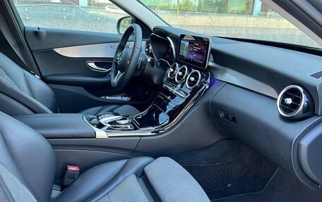 Mercedes-Benz C-Класс, 2019 год, 2 900 000 рублей, 8 фотография