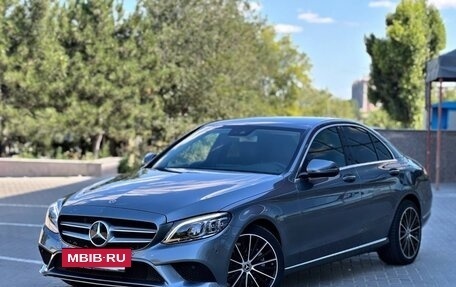 Mercedes-Benz C-Класс, 2019 год, 2 900 000 рублей, 2 фотография