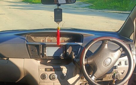 Toyota Voxy II, 2003 год, 735 000 рублей, 13 фотография