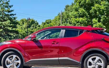 Toyota C-HR I рестайлинг, 2017 год, 1 850 000 рублей, 7 фотография