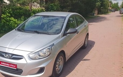 Hyundai Solaris II рестайлинг, 2013 год, 950 000 рублей, 1 фотография