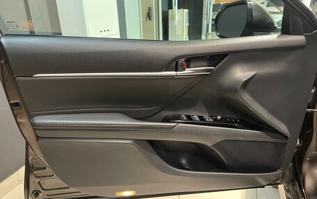 Toyota Camry, 2018 год, 3 150 000 рублей, 9 фотография