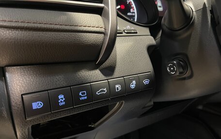 Toyota Camry, 2018 год, 3 150 000 рублей, 11 фотография